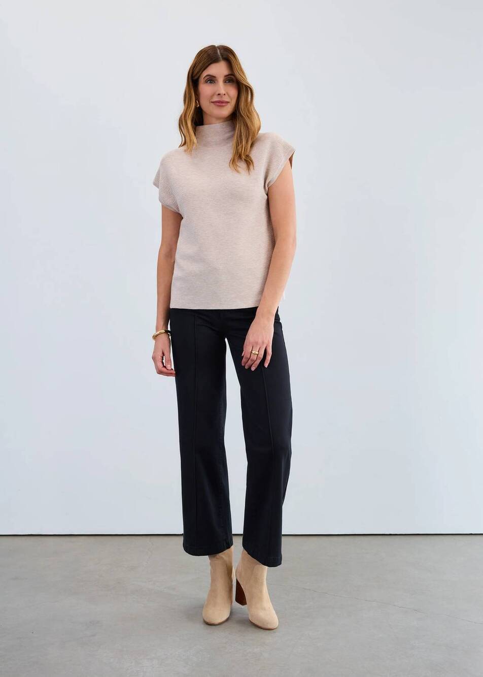 NEW FDJ mock neck top in oat
